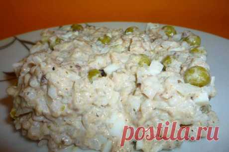 Салат с рисом и рыбными консервами | Кухарята.ру