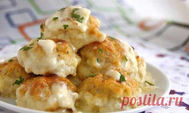 Нежные куриные шарики в сырно-сливочном соусе

Теперь у Вас будет ещё одно коронное блюдо!
Состав:
-500 гр. куриного филе
Показать полностью…