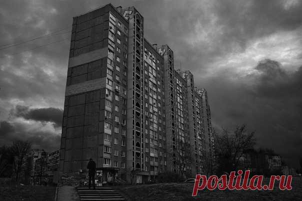 ПОЧЕМУ В ПАСМУРНУЮ ПОГОДУ У НАС ПЛОХОЕ НАСТРОЕНИЕ?
В России – очень много мест, где солнце является нечастым гостем. В топ-5 городов с самым низким количеством солнечных дней входят:
1). Якутск
2). Мурманск
Показать полностью…