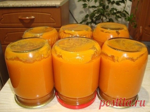 Икра кабачковая на 3 кг 🏻 

Обязательно приготовьте эту вкусную икру на зиму. Хлопот практически никаких, ингредиентов минимум, зато удовольствие от открытие очередной баночки получать будете круглый год! 

Описание приготовления: 
У каждой хозяйки есть свой, годами проверенный рецепт приготовления икры из кабачков. В нашей семье таких рецептов несколько: кто-то любит с помидорами, кто-то — с перцем или баклажанами. Но вот икра, приготовленная по этому простейшему рецепту...