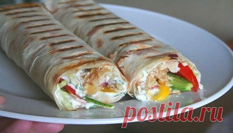 Домашняя шаурма — 6 вкусных рецептов Любителям вкусной шаурмы на заметку. 1. Шаурма с колбасой Продукты: Лаваш —...