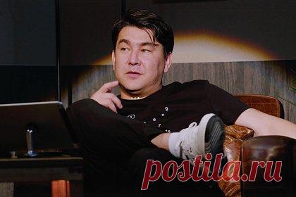 Звезда шоу на ТНТ рассказал о постыдном случае у проктолога. Популярный российский юморист, звезда шоу «Comedy Баттл» и «Однажды в России» Александр Ваш рассказал о постыдном случае у проктолога. Он отметил, что на приеме у специалиста-мужчины присутствовала также девушка-практикантка. После того как медик провел осмотр, девушка призналась, что узнала комика.