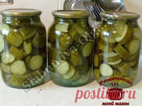 Маринованные огурцы по-фински Дорогие читатели! Кто сейчас не готовит маринованные огурчики. Маринованные огурцы по-фински, огурчики просто класс, хрустящие, аппетитные, вкусные, со сладковатым вкусом. Очень просто готовятся, даже неопытная хозяйка легко справится с их приготовлением. ИНГРЕДИЕНТЫ: на 3 литра 2-2,5 кг огурцов Для маринада: 1,5 литров воды 200 мл уксуса, 9-ти %% 200-250 г сахара 60 г соли 2 …