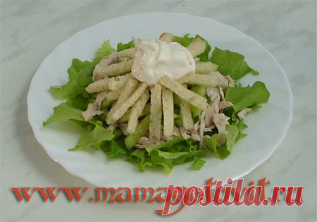 Салат из курицы и огурцов «Хрустящий»