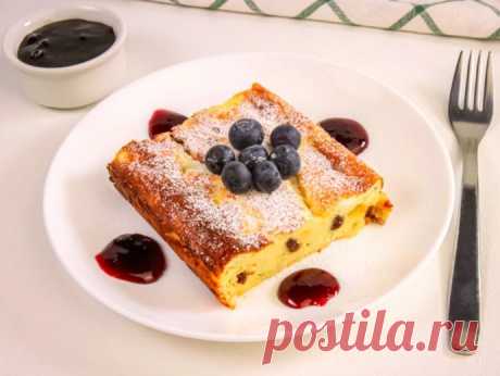 Пудинг из творога с изюмом