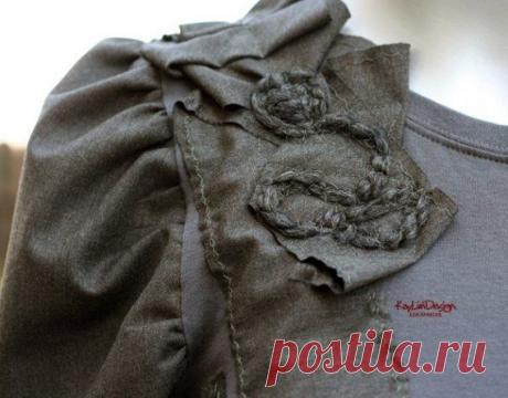 Комбинированное вязание и декор футболок / Худи, свитшоты и толстовки: идеи декора /