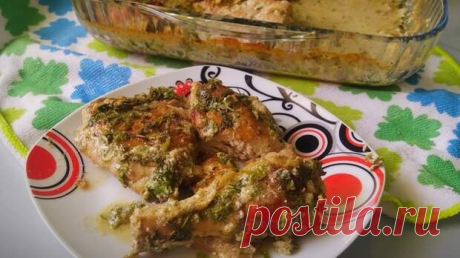 Курочка по -грузински, Чкмерули - БУДЕТ ВКУСНО! - медиаплатформа МирТесен Чкмерули - это очень вкусное блюдо грузинской кухни, которое готовится из курицы. Поджаренная курочка под сливочно-чесночным соусом просто тает во рту. Очень вкусно если есть лаваш (или белый хлеб), макая во вкуснейший соус и прикусывая румяной курочкой. Чкмерули можно есть и в горячем, и в