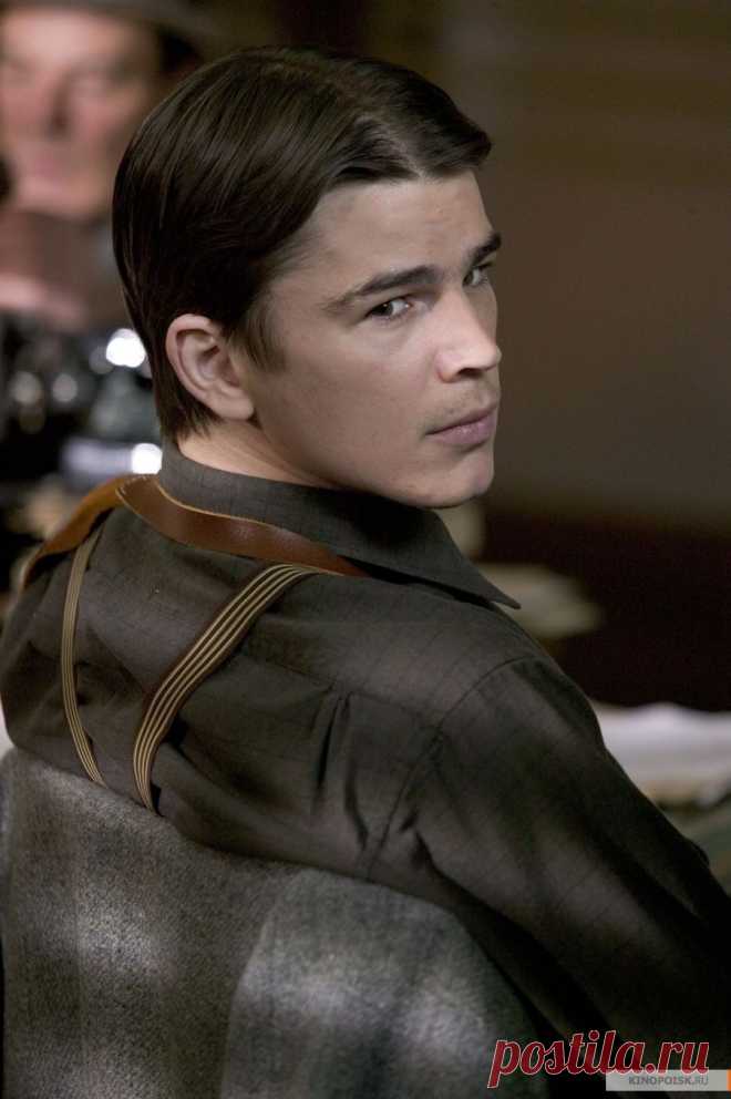 Джош Хартнетт