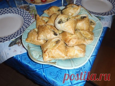 Закуски на мой день рождения. Часть 1. Закусочные пирожки с грибами и сыром