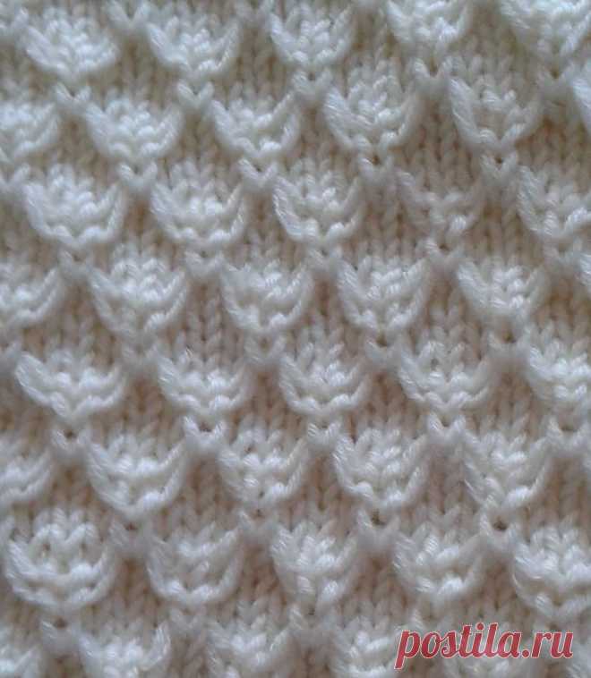 Ravelry: Mock Honeycomb Gloves pattern by Rahymah
