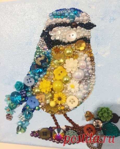 Творчество из пуговиц Творчество из пуговицИз пуговиц можно создавать очень красивые картины. Творите и будьте счастливы, наши дорогие.