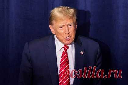 Стало известно о трудностях Трампа с получением залога для обжалования приговора. Бывший президент США Дональд Трамп не смог найти страховую компанию, согласную выплатить ему залог в размере 464 миллионов долларов для апелляции по делу о мошенничестве. О трудностях политика с получением залога для обжалования приговора сообщает NBC. Трамп должен внести залог полностью до следующей недели.