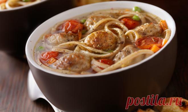 Как приготовить суп, который понравится вашему мужчине: 9 рецептов На любой вкус: со сливками, с фрикадельками, индейкой, бараниной или вообще без мяса.