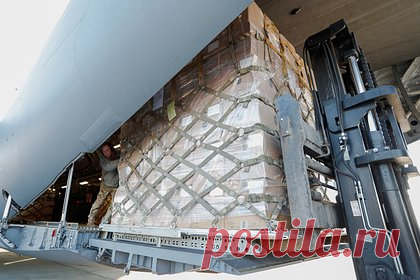 В Литве заявили о готовности Украины принимать непроверенную военную продукцию. Украина готова принимать от Литвы даже непроверенную военную продукцию. Об этом сообщила министр экономики и инноваций прибалтийской республики Аушрине Армонайте. Глава ведомства заявила, что Киев просит Вильнюс поставлять все, что только можно, в том числе непроверенную технику.