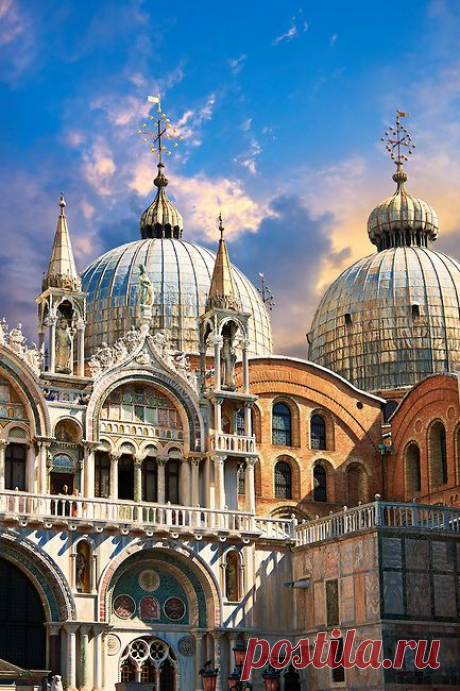 Facade with Gothic architecture and Romanesque domes of St Marks Basilica, Venice. Italy.  |  Pinterest
