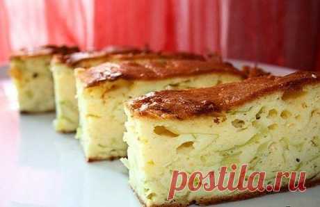 Пирог со свежей капустой .