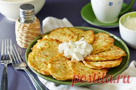 Вкусные домашние оладьи из кабачков | Life Pozitive.com