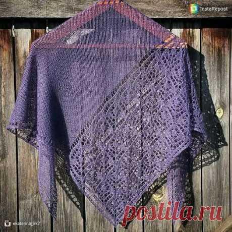 (4) Facebook
