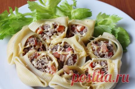 Ракушки с фаршем / Простые рецепты