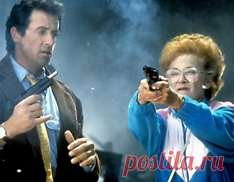 Комедия &quot;Стой! Или моя мама будет стрелять&quot; (1992)Всем хорошего настроения!).