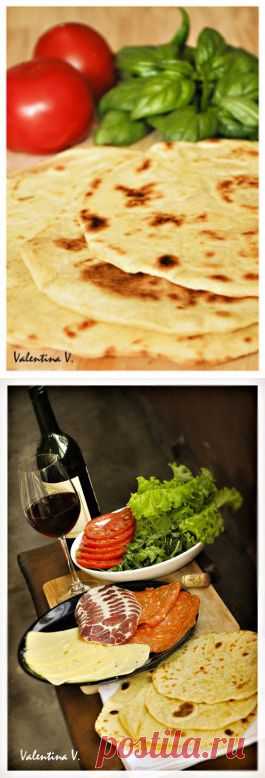 Рiadina (Пьядина) : Выпечка несладкая