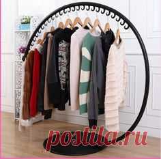 Wrought iron clothes hangers, wrought iron clothes rack, clothing store hanger landing shelf display rack clothing store island