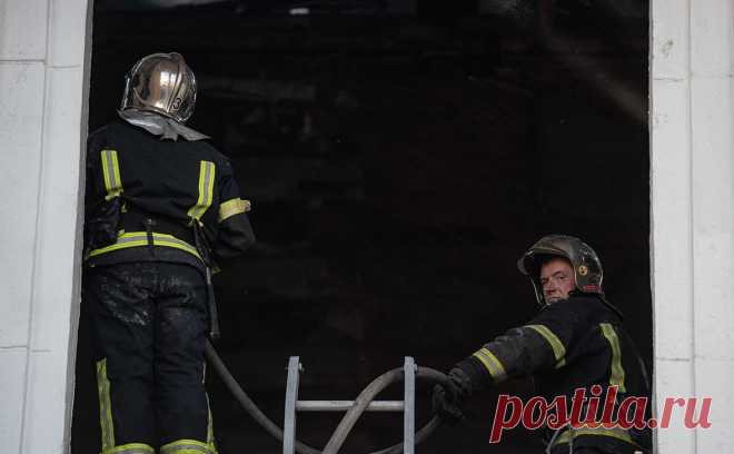 Власти Кривого Рога сообщили о повреждении инфраструктуры после взрывов. В Кривом Роге после ночных взрывов была повреждена инфраструктура и несколько предприятий, сообщил глава городского совета по обороне Александр Вилкул.