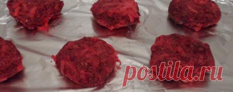 Сыроедческие свекольно-морковные котлеты со льном - Диетический рецепт ПП с фото и видео - Калорийность БЖУ