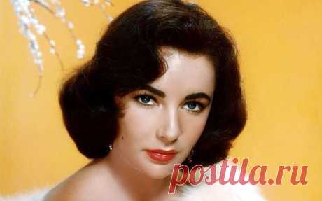 МИР ПОЗДРАВЛЕНИЙ И ОТКРЫТОК...
Лариса Щербакова (Кузнецова)