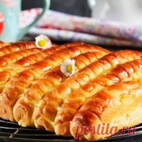 СДОБНЫЕ БУЛОЧКИ-САЙКИ С ЗАВАРНЫМ КРЕМОМ