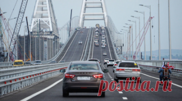 На подъездах к Крымскому мосту осталось около 215 автомобилей. По состоянию на 20:00 мск со стороны Керчи на подходах к Крымскому мосту находятся около 215 автомобилей. Читать далее
