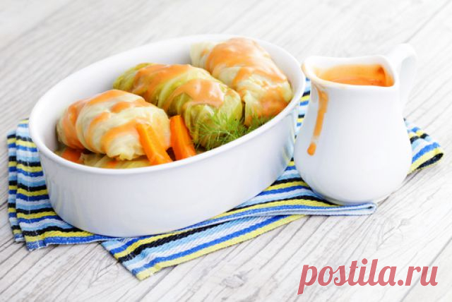 Рыбные голубцы  Необычный, но очень вкусный вариант голубцов.
Ингредиенты (3 порции) 
Капуста - 6 лист. Кускус - 2 ст.л. Лимон (сок) - 1 ст.л. Лук - 1 шт.  Масло сливочное - 1 ст.л. Морковь - 1 шт. Перец сладкий - П…