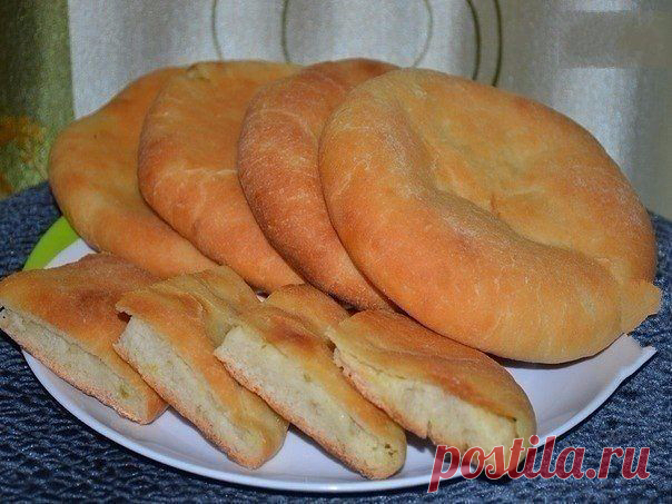 Пироги с картофельной начинкой.