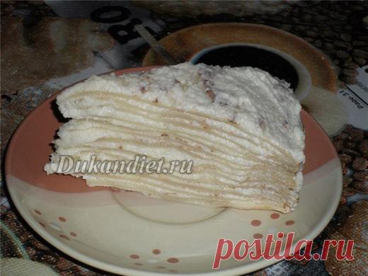 Блинный тортик | Диета Дюкана

Блины:
2 яйца,
2 ст. л. овсяных отрубей,
2 ст. л. пшеничных отрубей,
½ ч. л. соли,
½ ч. л. соды,
100 г молока,
50 г кефира (сах.зам. по желанию).

Все тщательно перемешать, дать постоять 20мин. и выпекать. Из этого количества получилось 10 шт.

Крем:
100 г творога,
50 г кефира (натур.йогурта),
сахзам.