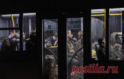 СМИ: в Ивано-Франковске родственники пленных потребовали организовать их обмен. По данным издания "Общественное", в акции протеста приняли участие порядка 60 человек