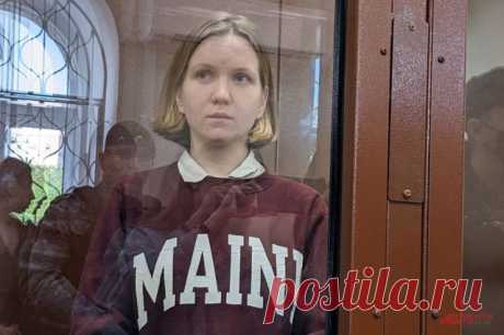 Следствие просит продления срока ареста Треповой до зимы. Девушка стала фигуранткой дела о теракте против военкора Владлена Татарского.