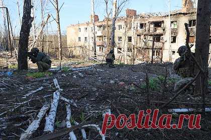 Стало известно о ликвидации украинца-ваххабита в Артемовске. В Артемовске в ходе специальной военной операции (СВО) был ликвидирован украинец-ваххабит Александр Жданенко из батальона шейха Мансура. Он носил кличку Анвар, был приверженцем радикальной идеологии и присоединился к батальону, воюющему на стороне Вооруженных сил Украины (ВСУ) с 2014 года.