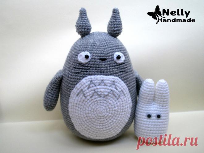 PDF Тоторо и его помощник крючком. FREE crochet pattern; Аmigurumi animal patterns. Амигуруми схемы и описания на русском. Вязаные игрушки и поделки своими руками #amimore - Тоторо из аниме "Мой сосед Тоторо".