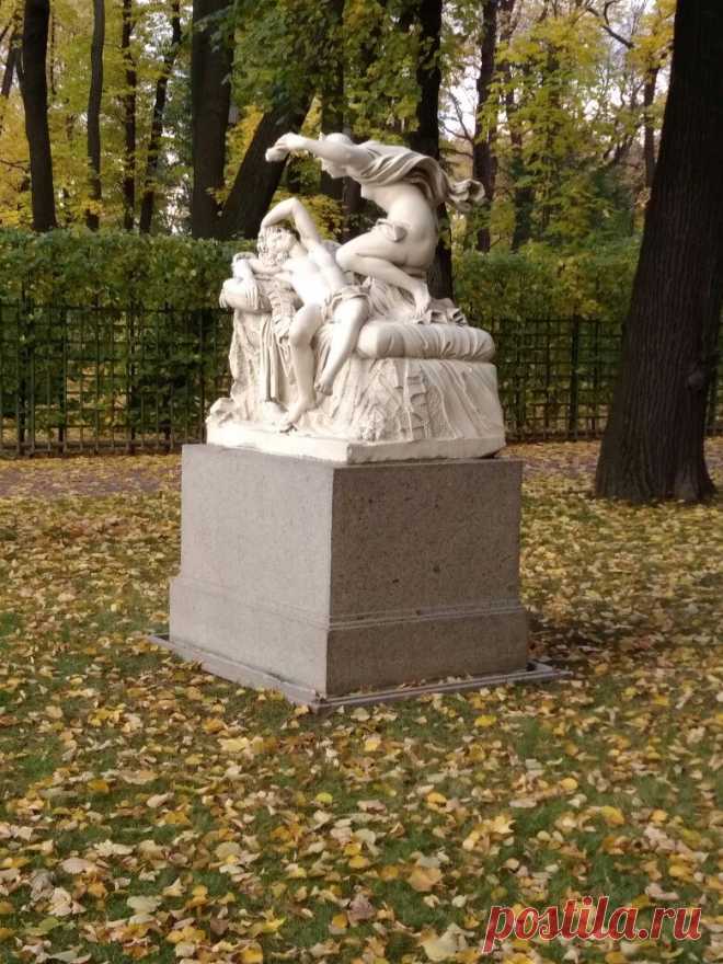 В Летнем саду. Октябрь 2017.