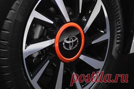 Раскрыты подробности продажи активов Toyota в России. Российские активы автогиганта Toyota, включая автозавод в Санкт-Петербурге, были проданы ФГУП «НАМИ» без опциона на обратный выкуп, рассказал глава Минпромторга Денис Мантуров. Он уточнил, что сделка, состоявшаяся в конце марта, не подразумевает возможности для японской корпорации вернуть производственные площадки.