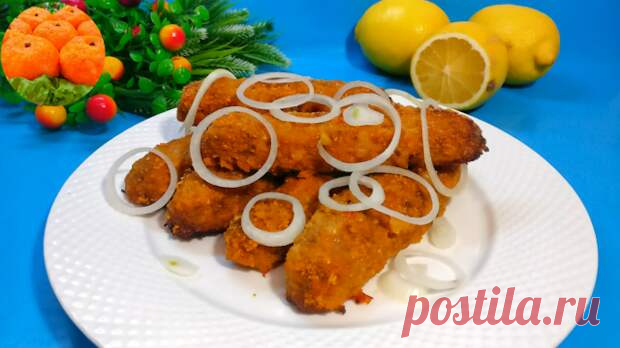 Мясные пальчики из фарша, с хрустящей корочкой - БУДЕТ ВКУСНО! - медиаплатформа МирТесен Ингредиенты 500 гр. фарша 3 зубчика чеснока 1 луковица 100 гр. твёрдого сыра 2 ст.л. острой аджики соль черный молотый перец чебрец панировочные сухари Пошаговый рецепт приготовления Пошаговое приготовление: В миску отправляем в фарш. Чеснок выдавливаем через пресс. лук измельчаем в блендере в