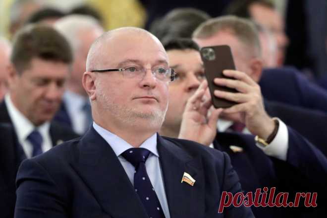 Клишас оценил идею конфискации имущества уехавших россиян в пользу сирот