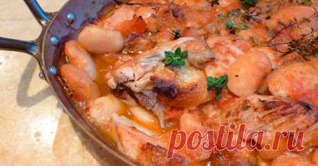 Куриная грудка с фасолью