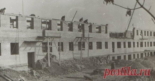 Горьковский метод строительства или почему рабочие заводов сами себе квартиры строили — архитектура Всё про чистку вещей, дома и офиса. Как почистить квартиру, машину, золото, серебро, дом, мех, зеркало и многое другое...