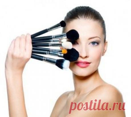 Как правильно мыть кисти для макияжа