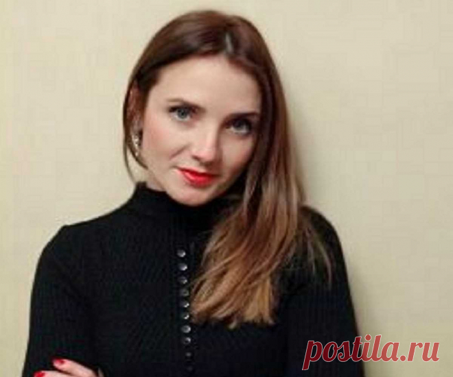 У кого погадать: бесплатные гадалки по телефону? Экстрасенсы онлайн по телефону. Гадалка онлайн по телефону, астролог, бесплатная консультация мага 100% Опытные экстрасенсы, Настоящие маги, Хорошие гадалки Гадание по телефону. Консультация таролога и экстрасенса. Обратите внимание, в правом нижнем углу сайта можно отправить свой бесплатный вопрос магу, гадалке -