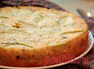 Яблочная шарлотка