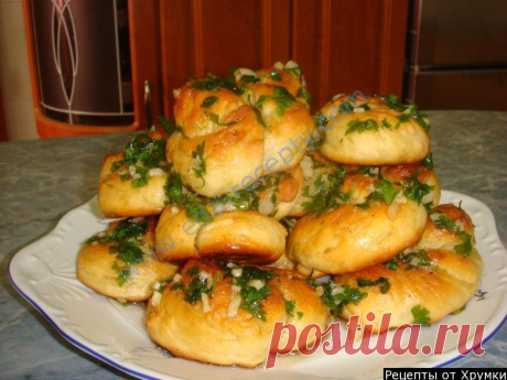 Закусочные булочки с чесноком