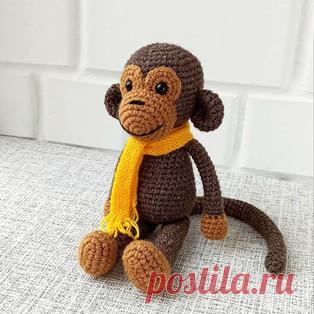 Обезьянка амигуруми. Схемы и описания для вязания игрушек крючком! Бесплатный мастер-класс от Натальи @kushakova_toys по вязанию обезьянки крючком. Высота вязаной игрушки примерно 27 см. Для изготовления такой большой…