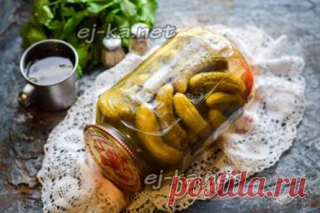 Маринад для огурцов с расчетом на 1 литр воды Хочу показать вам, как я делаю маринад для огурцов. Рецепт, рассчитанный на 1 литр воды, самый простой, легко измерить все компоненты и не запутаться. Мне нравятся огурцы кисло-сладкие, чтобы они были не крупные и обязательно хрустели. Предварительно всегда вымачивайте огурчики в прохладной воде, проверяйте на горечь. Мой вариант маринада довольно быстрый, надеюсь, вам понравится. Пока будет вариться маринад, нужно подготовить ...